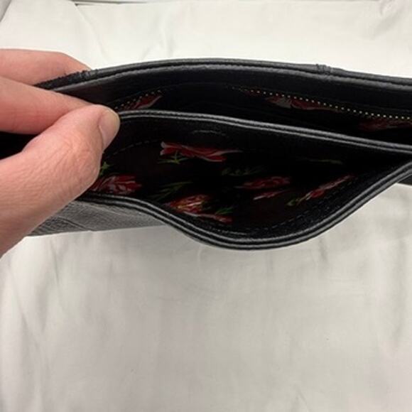 Vera Bradley Black Leather Crossbody Bag Patchwork Pebbled Suede Floral Lining - Picture 8 of 12